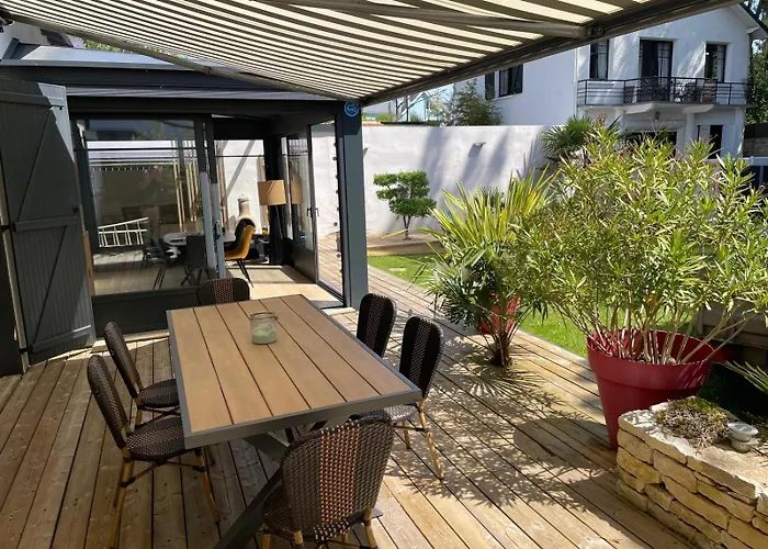 Hébergement de vacances Maison Avec Jardin Clos Proche Et Commodités *