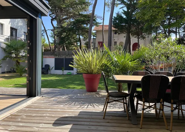 Hébergement de vacances Maison Avec Jardin Clos Proche Et Commodités